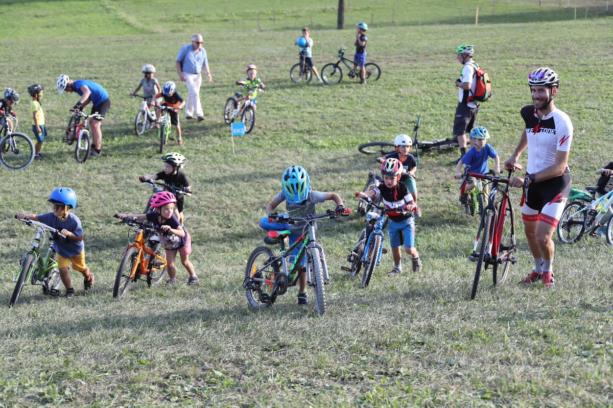 ekzcrosstour's tweet photo. Kids-Training am Mittwoch, 9. September, 17-19 Uhr auf der Baldegg.
Obligatorische Anmeldung noch bis morgen Montagabend, 7. September, möglich.
Infos und Anmeldung auf unserer Website unter „News“.
#ekzct #kidscross #baden #baldegg #kidstraining https://t.co/wEgEmHFbLo