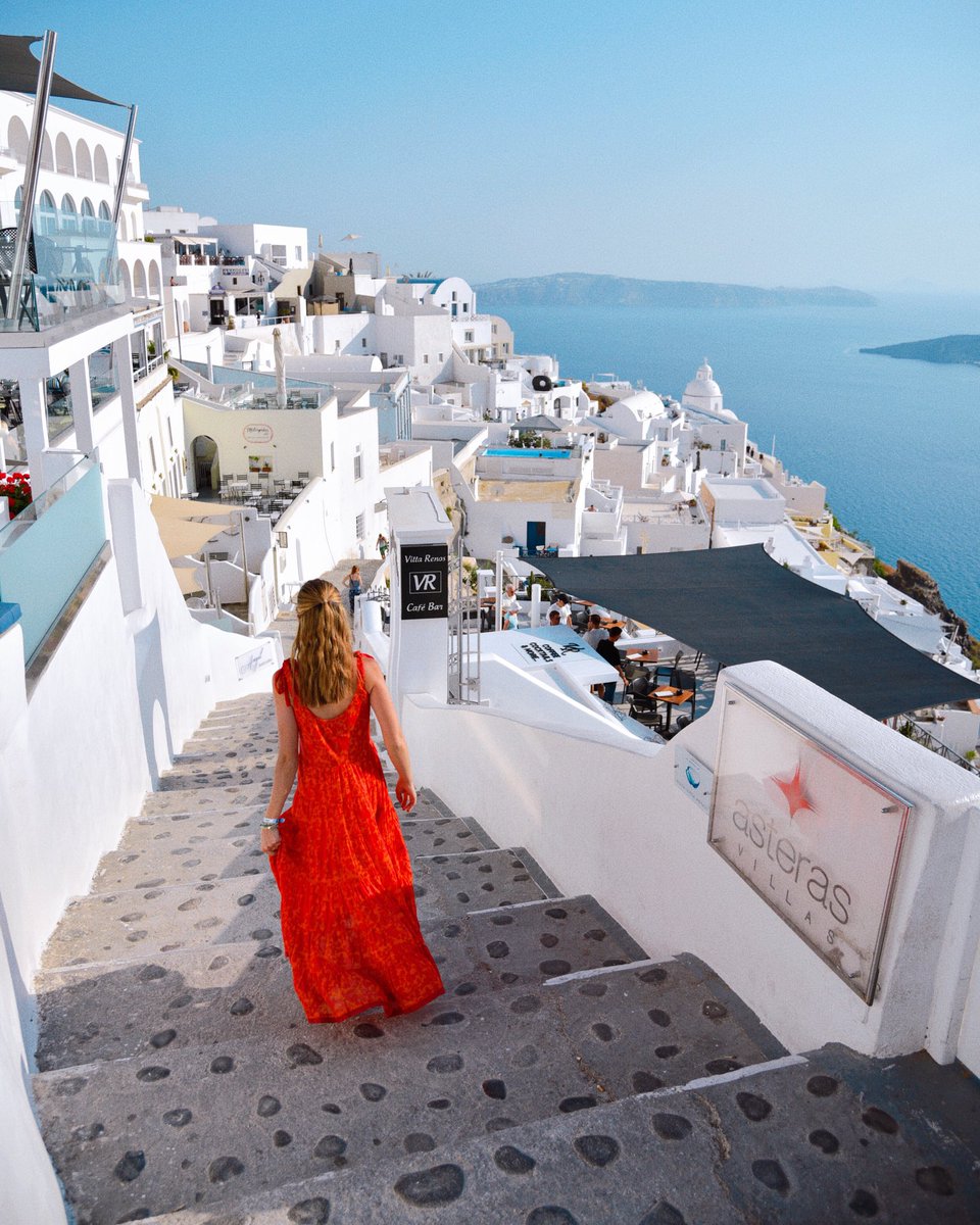 izkizapp's tweet photo. Before / After edited with izkiz app #santorini #greece #travel #izkizapp https://t.co/YvFoxBxnqw
