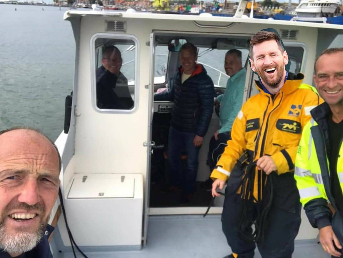 <a href="/avvterschelling/">AVV Terschelling</a> <a href="/31_vsv/">VSV’31</a> Mooi dat Messi deze pot nog even kan meepakken. Voordat hij weer terug naar Barça gaat. De paella van <a href="/Bosw8erHessel/">Hessel Hek</a> viel toch niet zo goed zeker 😏