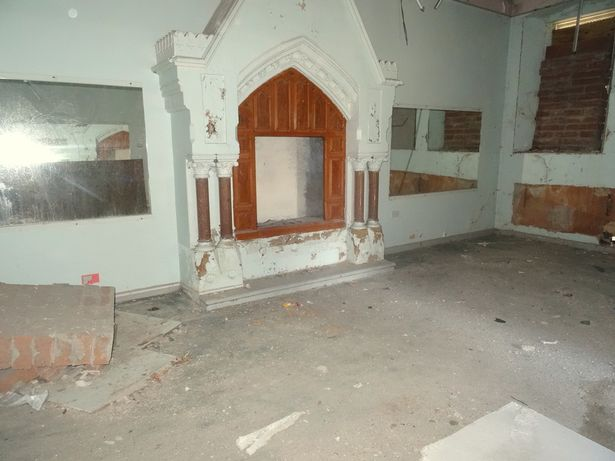 Merthyr Synagogue was built in 1877 in Merthyr, South Wales.It is the oldest synagogue in Wales and it is soon to open as a museum. It was built in the Gothic Revival style and it is the only synagogue in the world to feature a dragon on its gable.