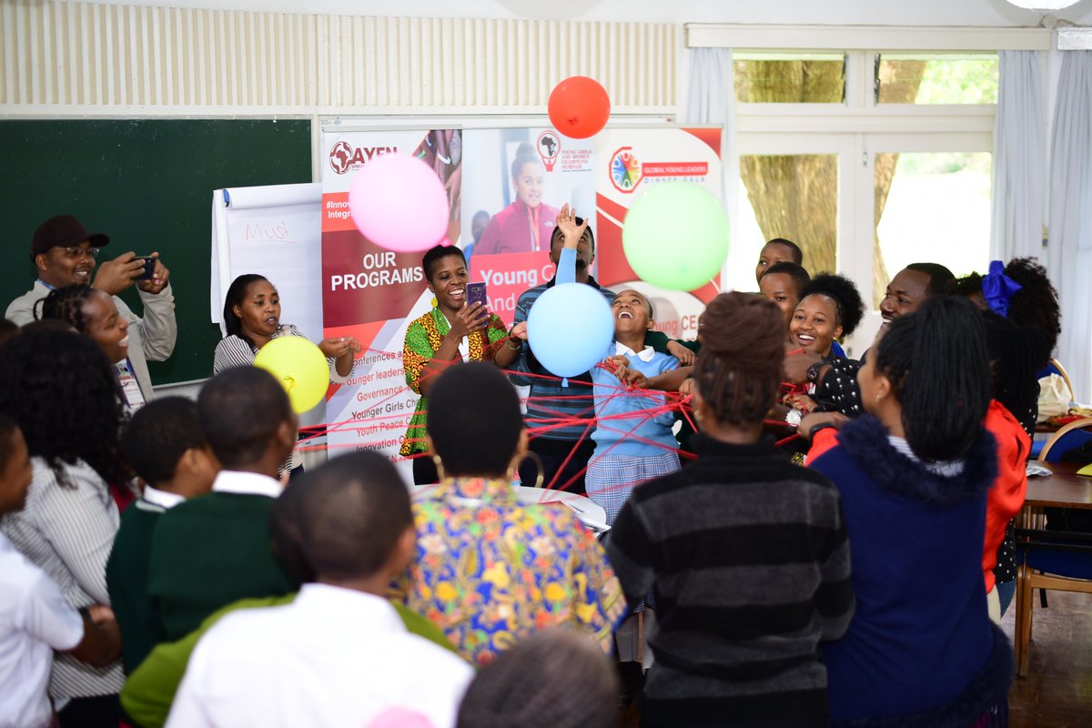 icesa_africa's tweet photo. Transform your 9 -to -5 life and make the work you do the work you love,determining what's really important to you-By Shalon Ummoti.
#ygwcs2020
#womeninactionfordevelopment
#generationforequal
#gyldgforglobalentrepreneurs
@SAYoF_SADC @jumuiya @UN_Women @MSTCDC @YouLeadSummit https://t.co/zadWCerqYe