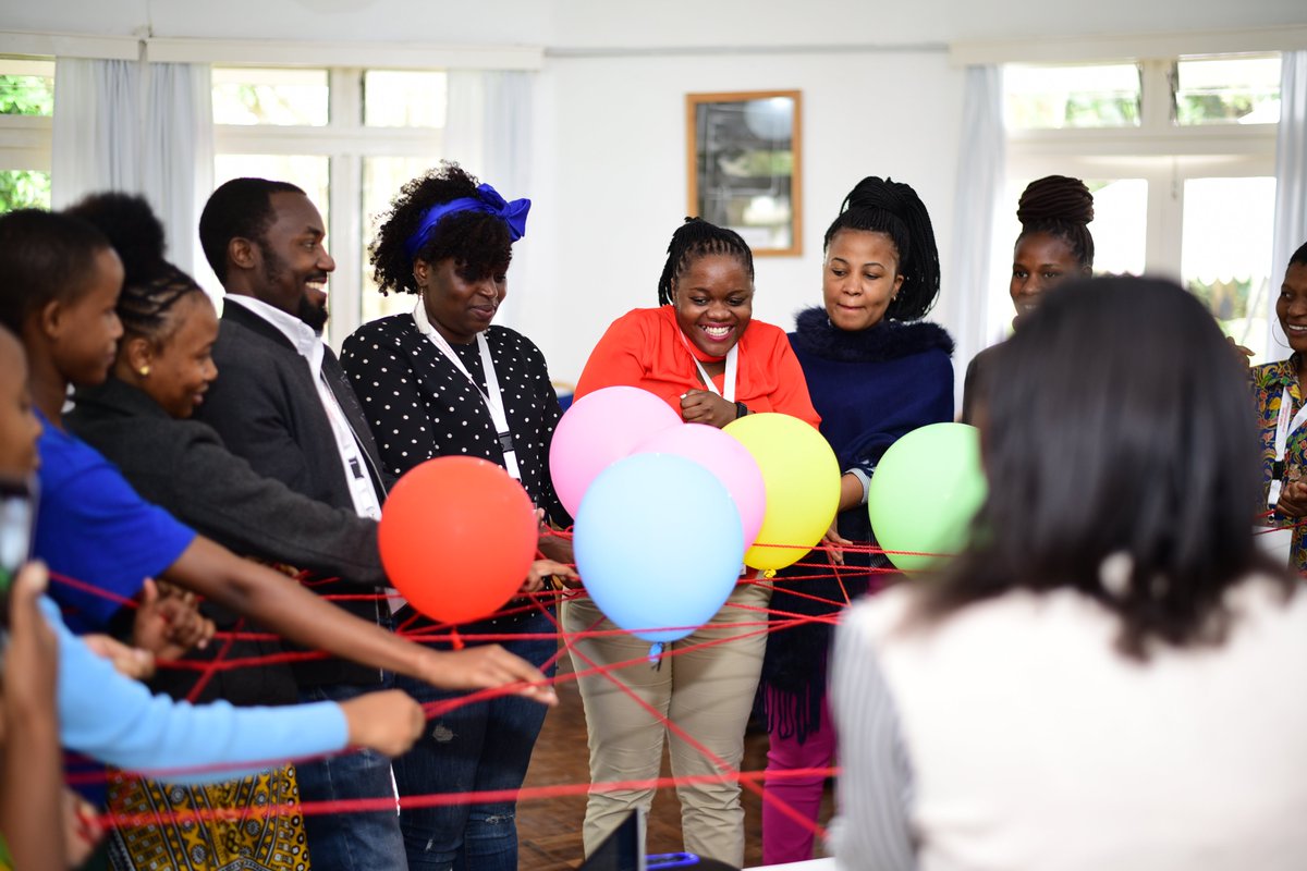 icesa_africa's tweet photo. Transform your 9 -to -5 life and make the work you do the work you love,determining what's really important to you-By Shalon Ummoti.
#ygwcs2020
#womeninactionfordevelopment
#generationforequal
#gyldgforglobalentrepreneurs
@SAYoF_SADC @jumuiya @UN_Women @MSTCDC @YouLeadSummit https://t.co/zadWCerqYe