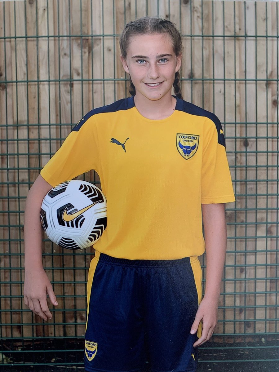 Plaaant's tweet photo. Great pics and great to get a game yesterday!! Bring on the season @Mae21045181 @OUFCGirlsRTC https://t.co/iTys1xbs1C