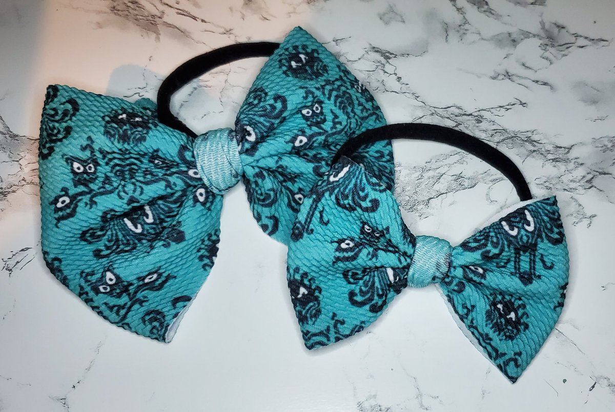 📣📣 Newest product!!! 📣📣 

#smallbusiness #shopsmall #shoplocal #momboss #smallbusinessowner #bowsofinstagram #babyfashion #momlife #hairaccessories #handmade #madeforkids #hairbows #hairgoals #hairclips #hairties #bows #headbands #halloween #disney #hauntedmansion