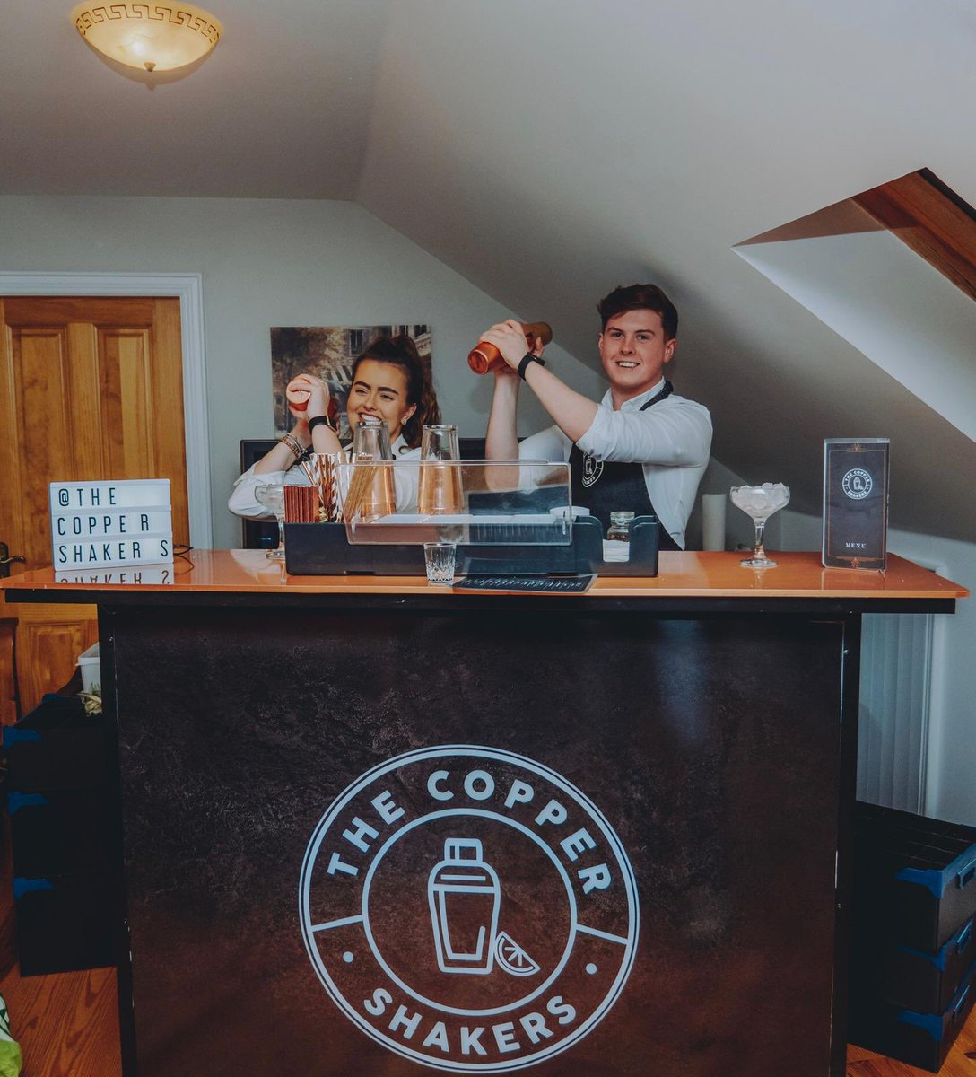 LocalWomenMag's tweet photo. β’Meet The Expert β’
This week on our website we are showcasing The Copper Shakers - a young duo with heaps of entrepreneurial drive.
Make a cuppa, visit https://t.co/fmTaPLrH5T , and read all about this fantastic new local business πΉ
#localbusiness #localwomenmagazine https://t.co/iritbO9rHn