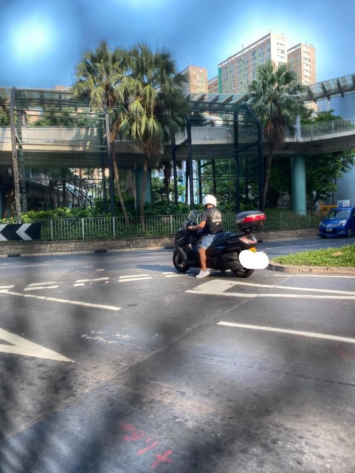 [On now-cancelled Election Day, I was tailed by unknown agents for 1.5 hours]1. On the day supposed to be our election day, I was tailed by 4 unknown cars AGAIN for 1.5 hours+. At least one five-seater, one seven-seater Honda & one motorbike kept following me from east to west.