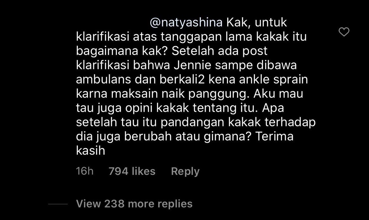 creamycreamsoup's tweet photo. Gini y mbak natya, saya&amp;teman2 yg komen minta klarifikasi secara baik2 km apus komennya. Giliran anak2 yg bisa km serang mentalnya km ladenin. Kamu bilang “dia” ngajak membully pdhl dia ngajak buat kamu minta maaf. 

Pic 1: anak yg didatengin sekolahnya
Pic 2: komen gue yg diapus https://t.co/s8TkqGMOiR