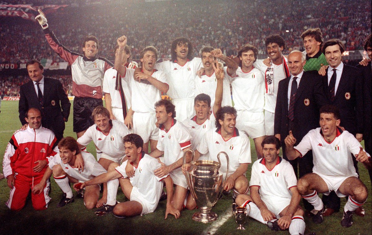 Carrildeltres's tweet photo. 🎁 ¡SORTEO para celebrar los 1,5K seguidores! 🎁

🏆 El agraciado se llevará dos partidos que marcaron la carrera de Paolo Maldini y Roberto Carlos.

Para participar:
1️⃣ Síguenos en @Carrildeltres y @RetroPlaneta
2️⃣ Da RT a este tweet.
3️⃣ Menciona a un amigo. https://t.co/NH36yqEcUu