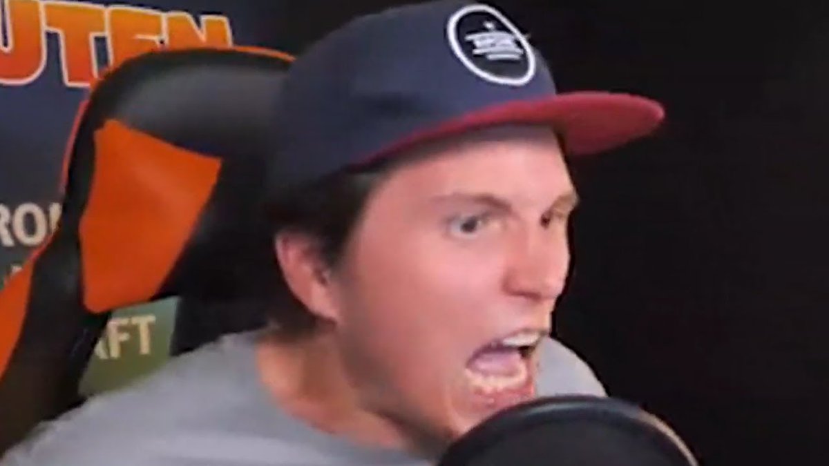 LadyKycha's tweet photo. @bypantoxhd @Paluten Doch das 🤣🤣🤣🤣 https://t.co/3M49YbEa0L