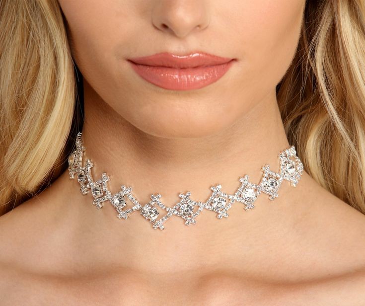 Diamond chokers: a beautiful thread