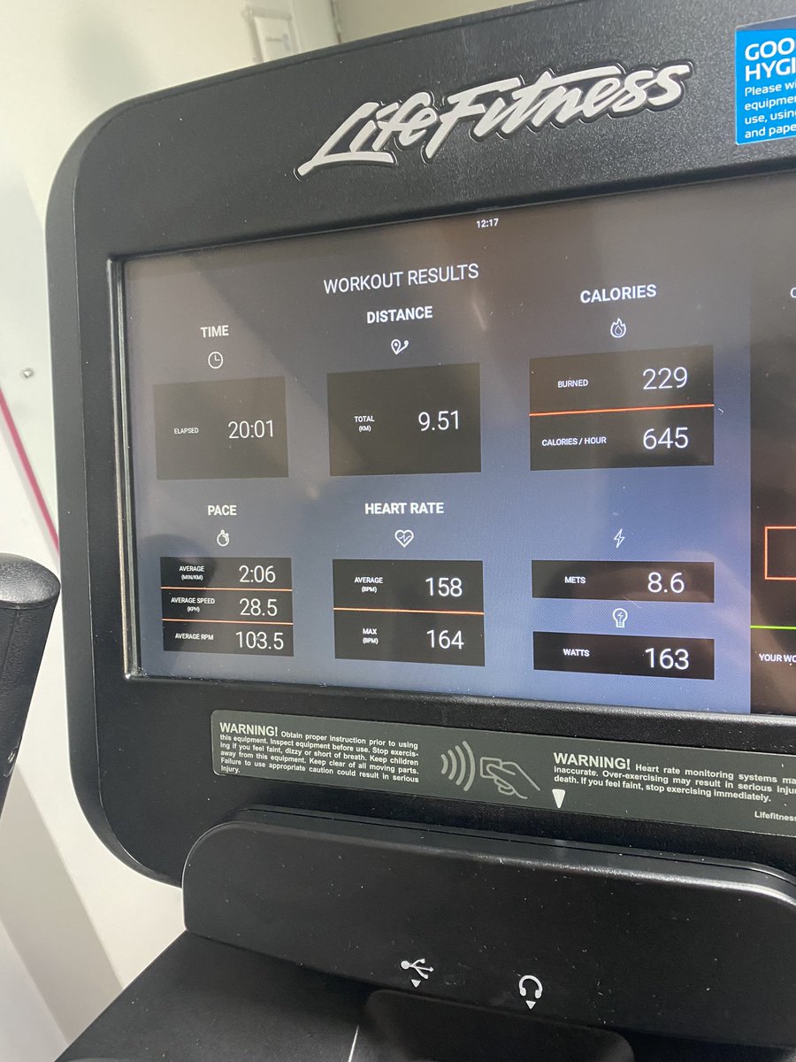 SidwellPE's tweet photo. Finally hit the treadmill sub 20 minute 5k โ
๐ฅ | Closely followed by a 9.5km cycle ๐ด๐ปโโ๏ธ | Happy #backtoschoolsunday everyone ๐๐ป https://t.co/RRY4ENItFZ