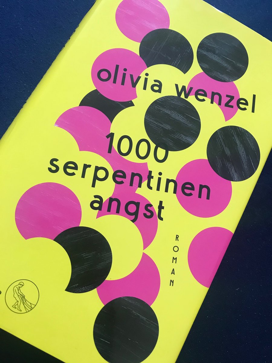 psitate's tweet photo. "Ich glaube, es gibt nichts Befreienderes, als anonym zu sein. 
ES GIBT NICHTS EINSAMERES, ALS ANONYM ZU SEIN."

Olivia Wenzel: @1000serpentinen https://t.co/uWzcTTIpcc