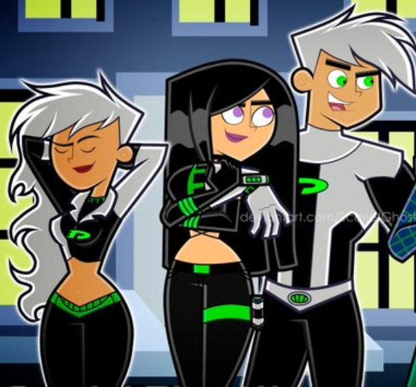 AshUcic's tweet photo. Why are there no good Danny Phantom inspired clothing like a top and some sweats that kind of resemble something like this https://t.co/n3cRVt9Hfs