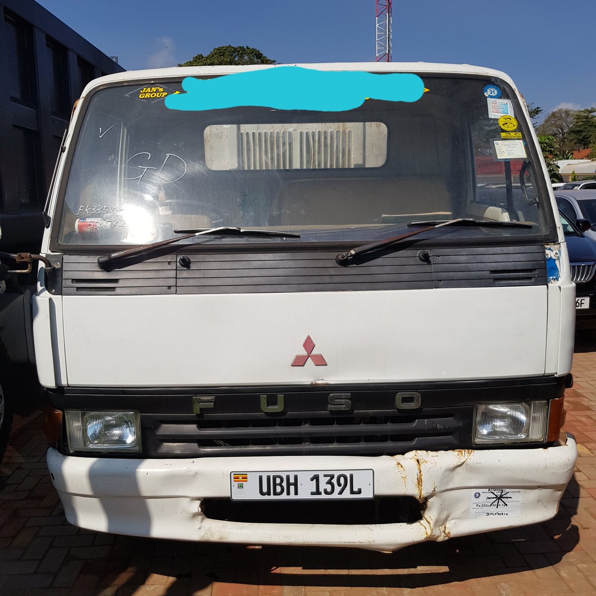 basajasuman's tweet photo. On sale 4tone 6D14 @ 85M,1993 model https://t.co/hiJYFzLtVW