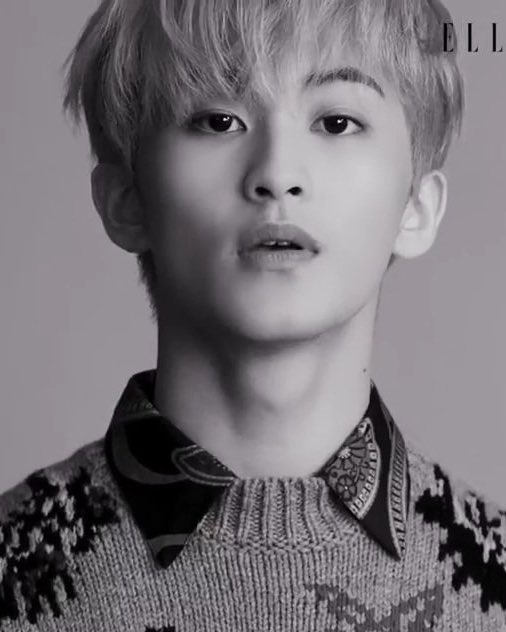 ดีมากกกกกกก เป็นภาพขาวดำแต่ทำใจปุ้งปั้งได้มีสีสันเหมือนพลุอะไรแบบนั้นเลย