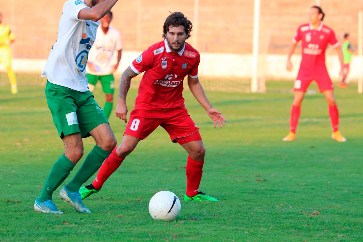 ASBeziersFoot's tweet photo. 📷 Retour en images sur la rencontre contre le SO Romorantin
▶️ https://t.co/UWlrQNubQl
⚽ #ASBSOR https://t.co/LfpnMMfWbv