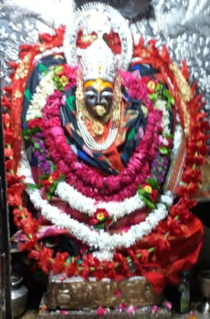 Yb_satna's tweet photo. चिंता हो न भय हो मैहर वाली की जय हो।। https://t.co/AcwGqeUQ7a