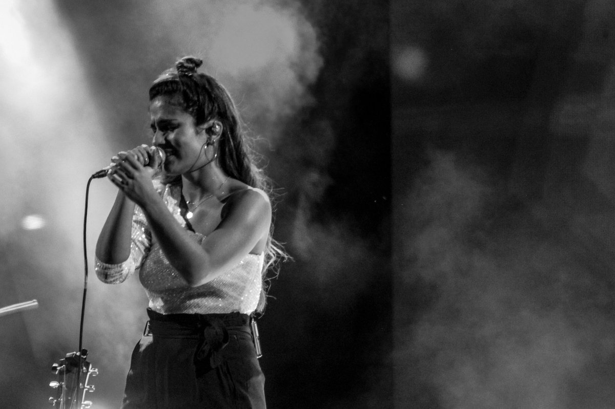 CFOJuliaMedina's tweet photo. Hemos vivido dos días seguidos llenos de música gracias a #CabaretFestival en Huelva y Mairena del Aljarafe 🎪 

La próxima parada del festival será en el Palacio de Congresos, Granada 🔜

https://t.co/vQHyxZuINx https://t.co/B7qm6U9skZ