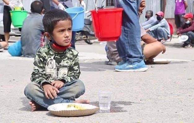 NirajBhari's tweet photo. आफूभन्दा कमसल शासकबाट शासित हुन जति गाह्रो केही हुँदो रहेनछ । संकटको घडीमा उनीहरुको अकर्मण्यता झन्झन् प्रस्ट देखिँदो रहेछ । #औचित्यहीन_लकडाउन, #भोकमरी #मल_अभाव #कोरोना #भ्रष्टाचार https://t.co/x3b6UEFzNB