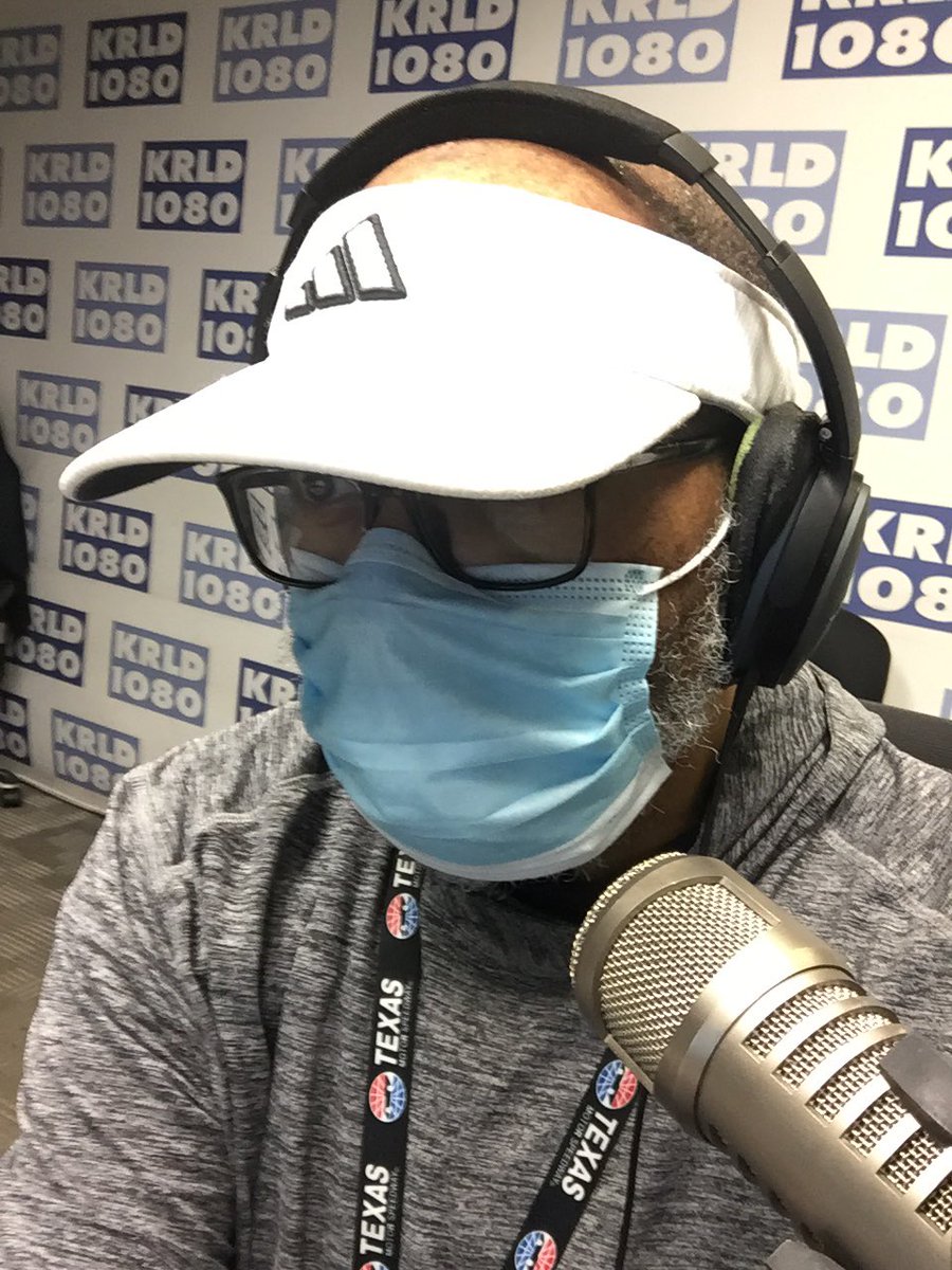 propipesvo's tweet photo. Curfews, COVID numbers and the latest in the Cowboys..the KRLD Sunday Morning News happening now on News Radio 1080AM and the https://t.co/skbw5YNW0w app! https://t.co/qCjvSungiQ