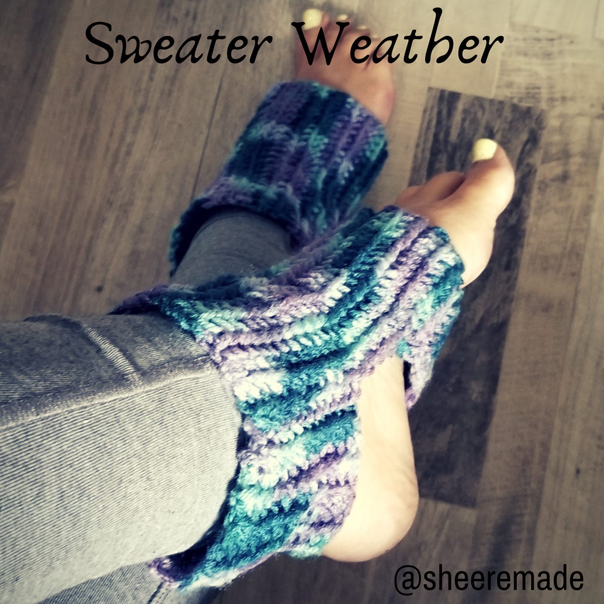 JessicaSheere's tweet photo. Keeping my hands busy and my feet cozy!
#crochet #cozy #sweaterweather 

https://t.co/kVSndXKvJd https://t.co/aYYnawi2DZ