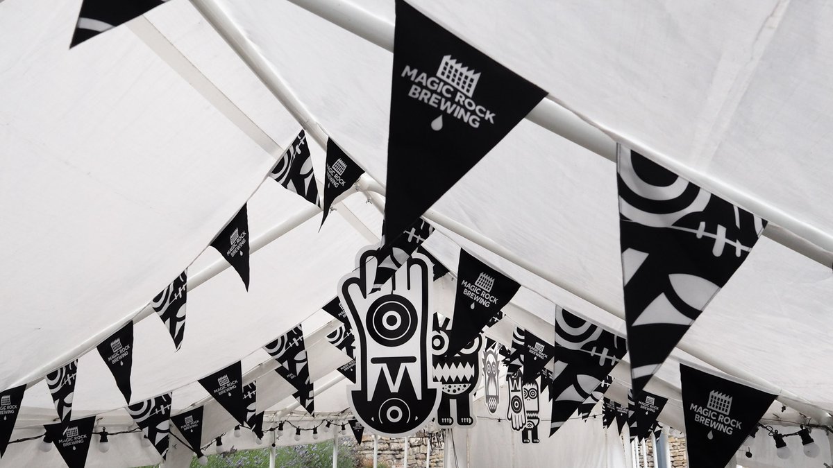 It's Sunday and that only means one thing! 

Time for beer and a chip butty from the wonderful guys at <a href="/TheBigButtyBar/">TheBigButtyBar</a>🍟🍻

You know what to do...
magicrockbrewing.com/magic-rock-tap…