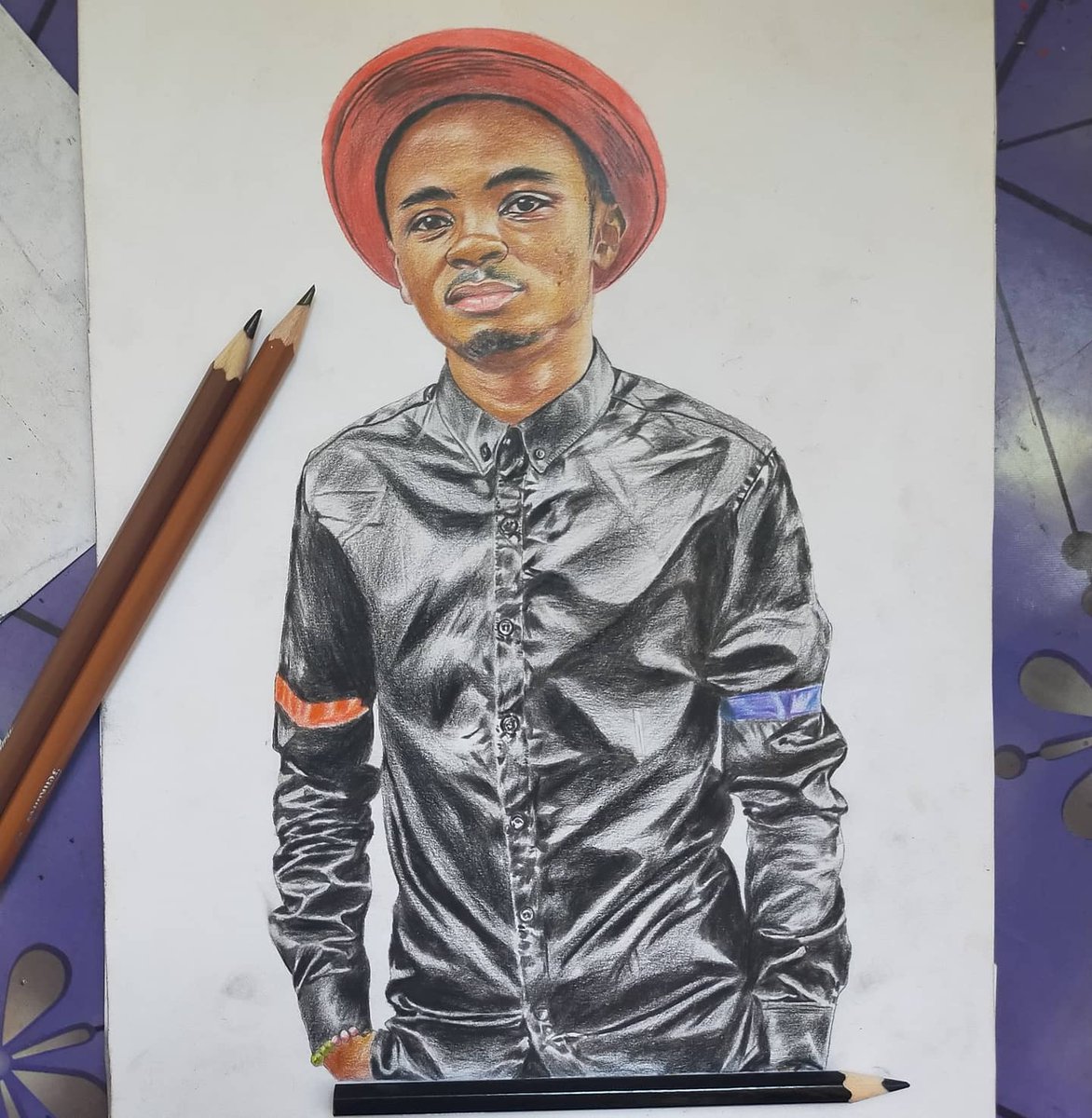 DrayTalented's tweet photo. #KOT kindly retweet my work. My next client might be in your TL. Contact me on 0798997642 or DM for more info. Get yours or your loved ones a portrait today.  

Magoha Kikuyu Tanzania Ruto Raila  Nairobi https://t.co/zvH82ZjfjS
