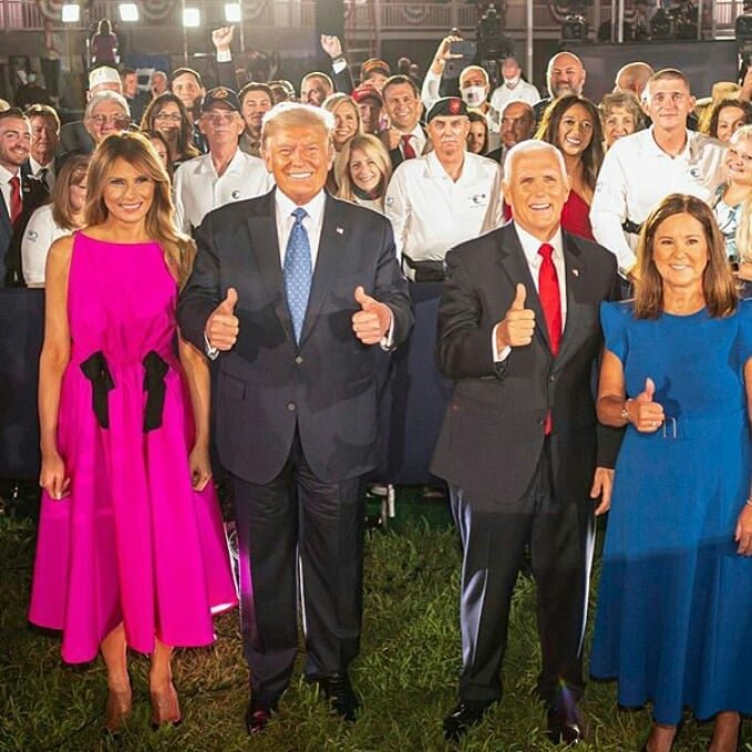 lillynbc's tweet photo. Funny colors, Funny fingers-ok (!): Melania and Donald Trump with VicePresident and his wife wearing colors pink+Blue TrendTrends! Thank you!!  #WhiteHouse #Pink #Blue #melaniatrump #Trump #VP #rosalyqueen https://t.co/K5WiJEIpBO