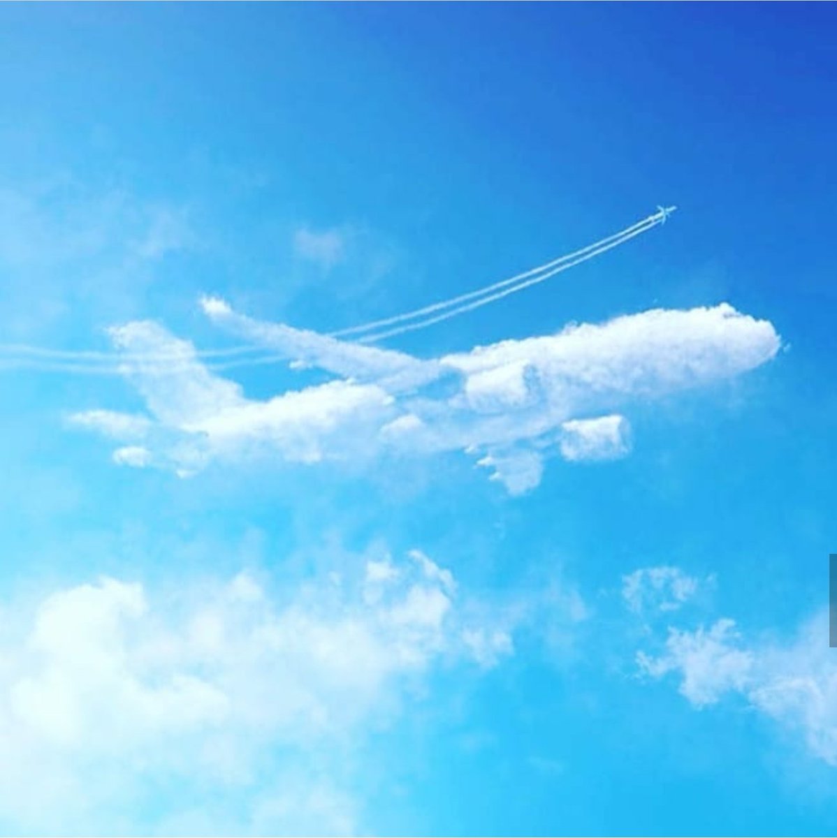 RAF_Luton's tweet image. Photo of the Day: If you look really closely you can just make out a cloud in the shape of a #RAFLuton A380 bomber #AvGeek