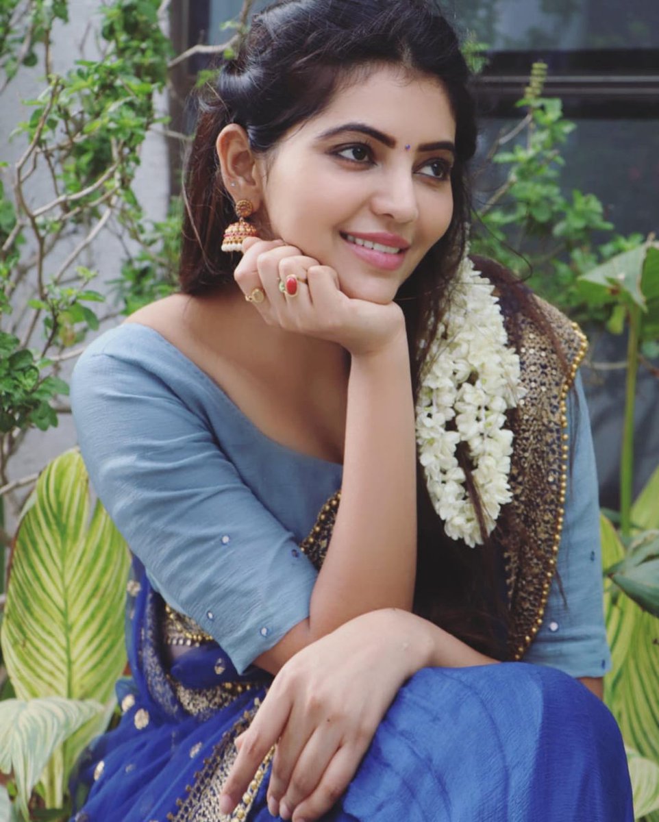 athulyaism's tweet photo. Thalaivi 🙏😍

@AthulyaOfficial 

#AthulyaRavi #LittleLadySuperstar https://t.co/y5tYCAGPeT