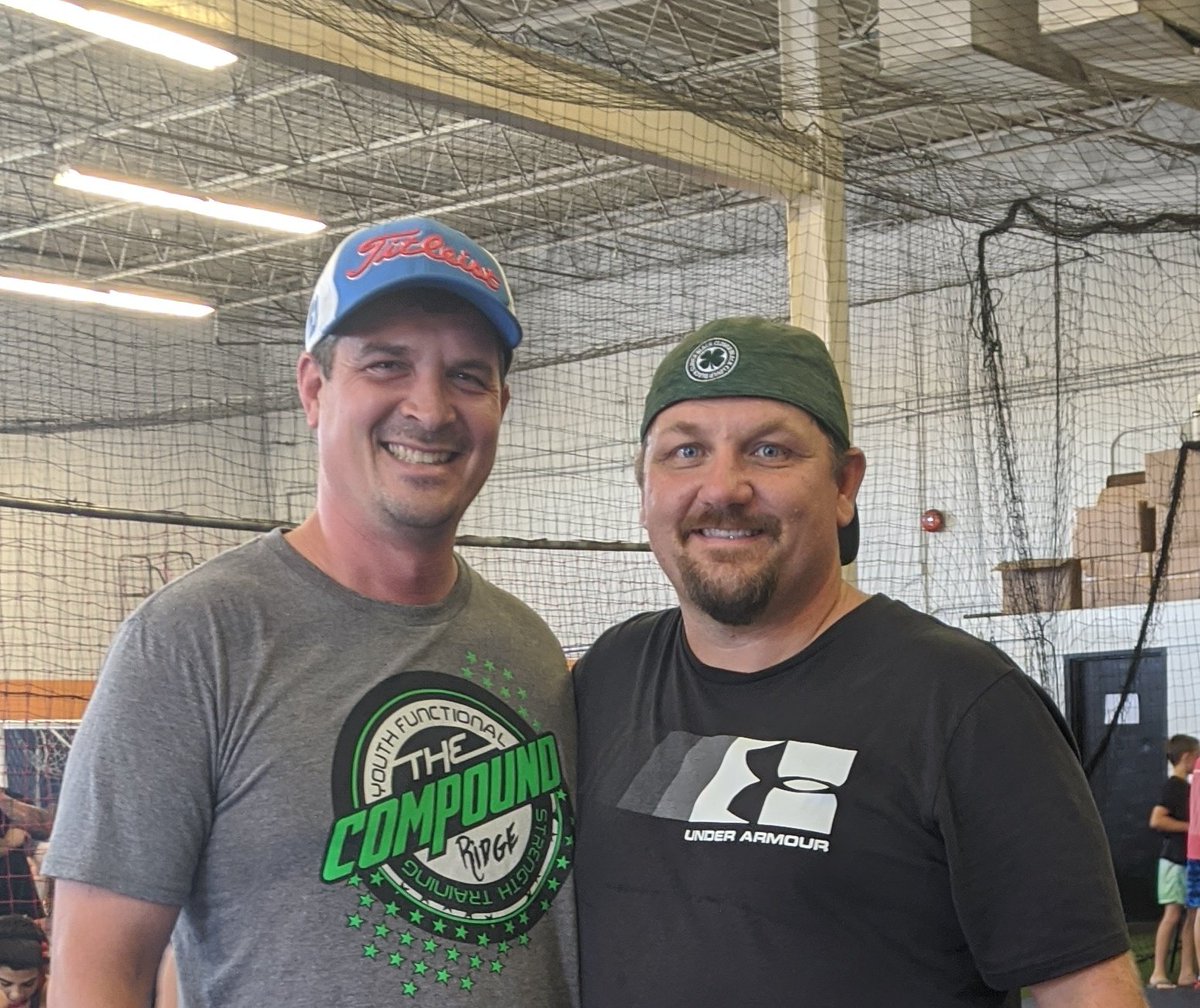 CoachDep's tweet photo. Chestnut Ridge Wrestling challenge. Make a new friend learn about them. Make their day better. #forkai. Meet my new friend Jason Beers
@LittleCRLions @WrestlingRidge 
I challenge @DominicDeputy and @pber1350 https://t.co/zICyLhn0uQ