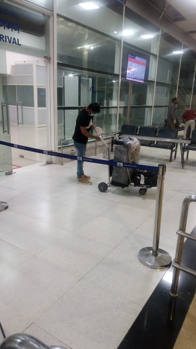aaivjaairport's tweet photo. Updates on International Flight Operations
@aaivjaairport
06-09-2020
#VBMPhase5
@FlyWithIX
Flight No.IX 1938
ABU DHABI TO VIJAYAWADA
ATA-1753 hours
POB : 71
@AAI_Official
@MoCA_GoI
@DGCAIndia
@aairedsr https://t.co/xtQiQOm7s4
