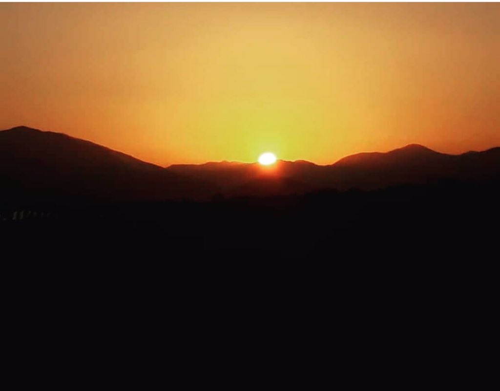 Krtalbyram's tweet photo. Vakti gelince gitmenin adıdır gün batımı; ömürden, gönülden, günden... https://t.co/nAbnsoMsXu