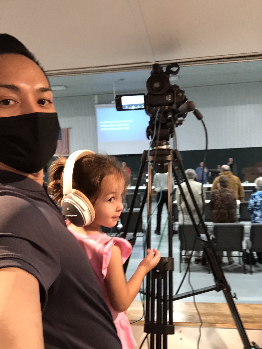 teekohteps's tweet photo. My 2-year old woke up today and told mommy that she wanted to go to Church with daddy to help with the live-streamed sermon! 🙏🏻🎥🤓#JesusLovesTheLittleChildren #HappySpouse #HappyHouse https://t.co/mCEpuLvUs0