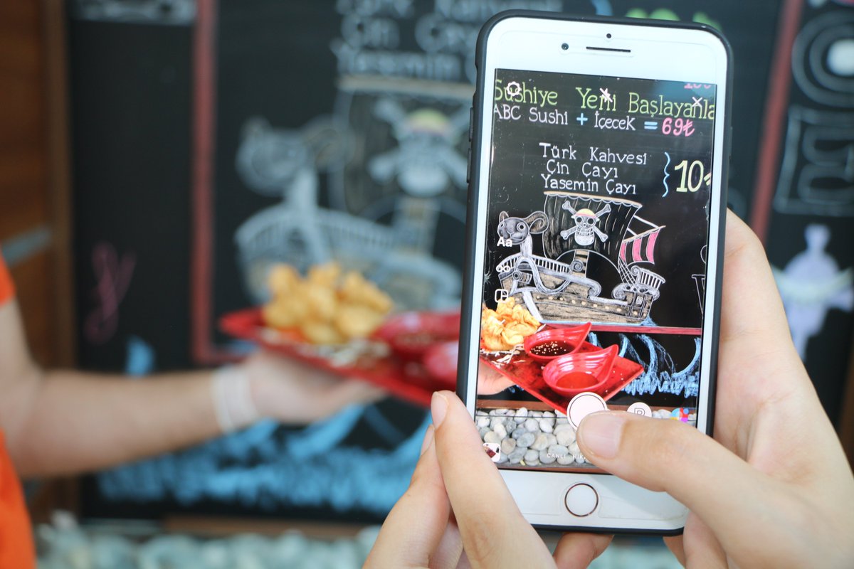 Yarının pazartesi olduğunu unutturacak Çıtır Çin Mantısı, Beylikdüzü Beylicium AVM'de seni bekliyor! 🥟 ❤️

#çıtırçinmantısı #acesushi #beylikdüzü #beylicium #adnankahveci #acessushi #mantı #çinmantısı