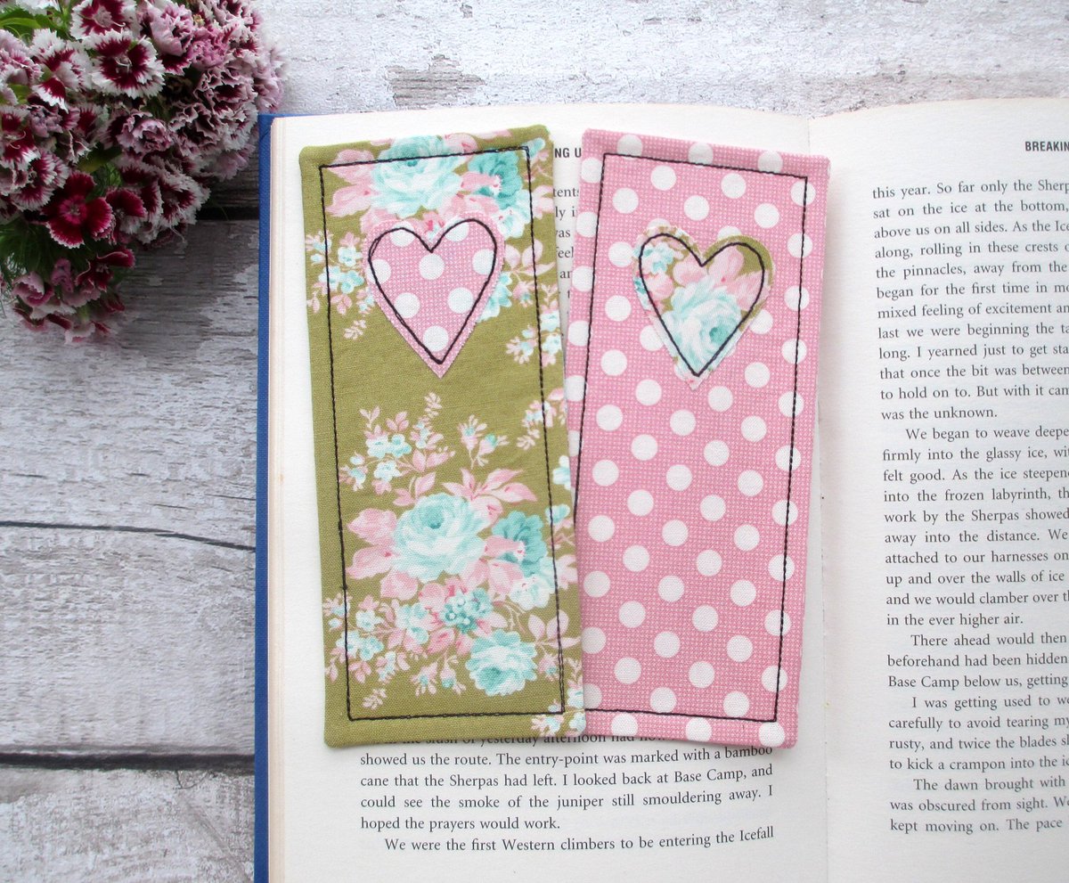 cornishcoaster's tweet photo. Excited to share the latest addition to my #etsy shop: Fabric bookmarks, handmade bookmark, reading gift #readinggift #bookmarks #etsyuk #handmadehour #indiebiz #booklovergifts https://t.co/G8VgwQ12ND https://t.co/VnSM1BriKQ