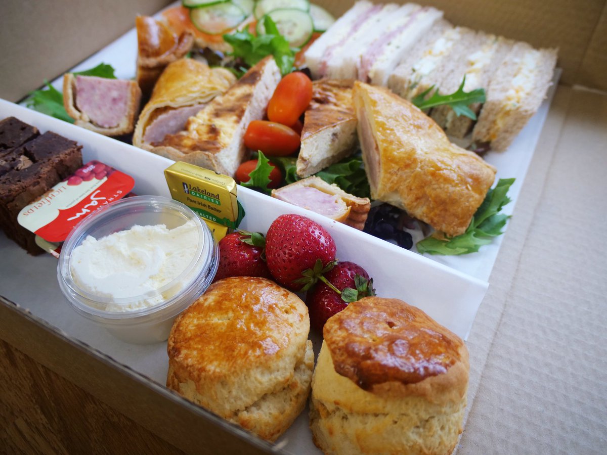 RachAlsKitchen's tweet photo. @TheoPaphitis @TheoPaphitis #sbs ... we are a small but #professionalcatering company based in #Meltham .. we have refused to close our doors during lockdown and changed our business model to suit these changing times ... #catering #events #covidadaption ... https://t.co/jN4Ci5d4af