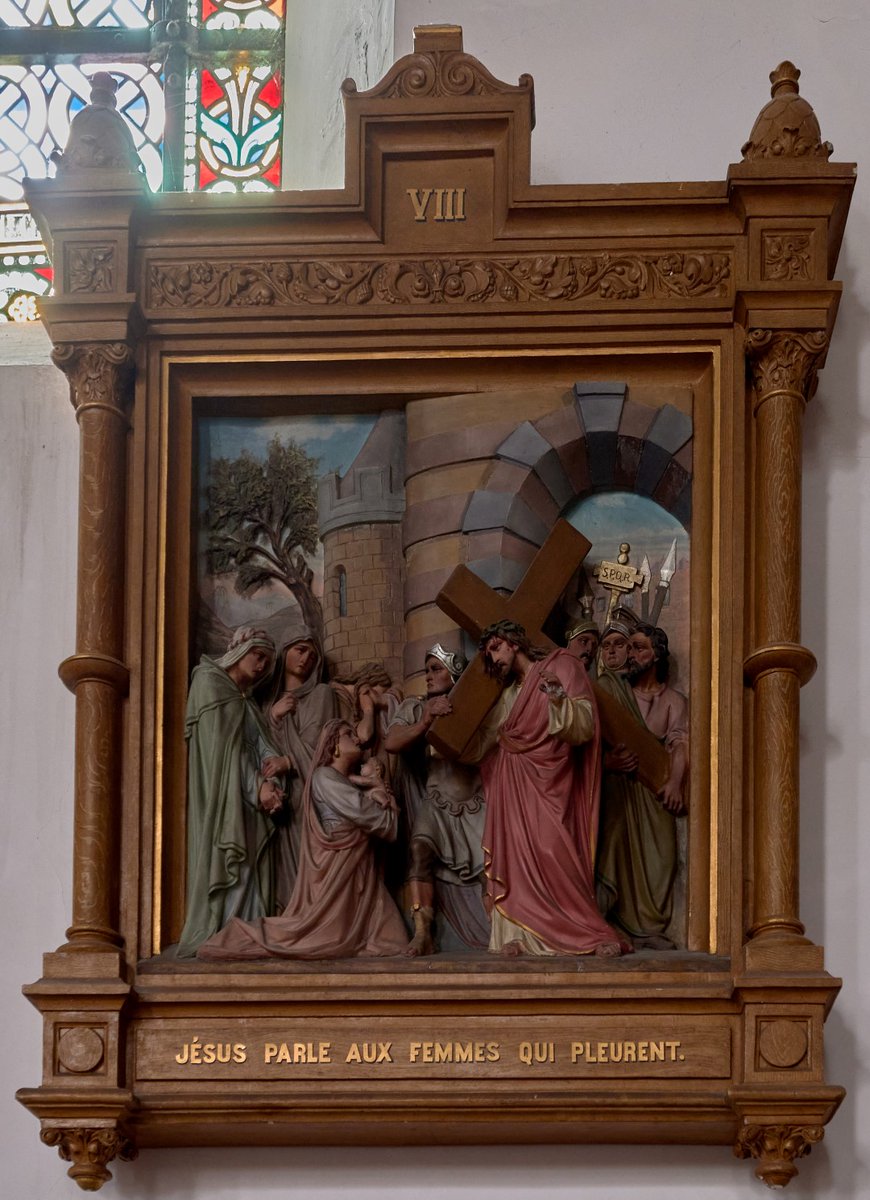 PeetermansRudi's tweet photo. 6 september 2020 15h45. In #Avennes, kerk met zeer mooie kruisweg in reliëf. https://t.co/nFh7YdEYRv