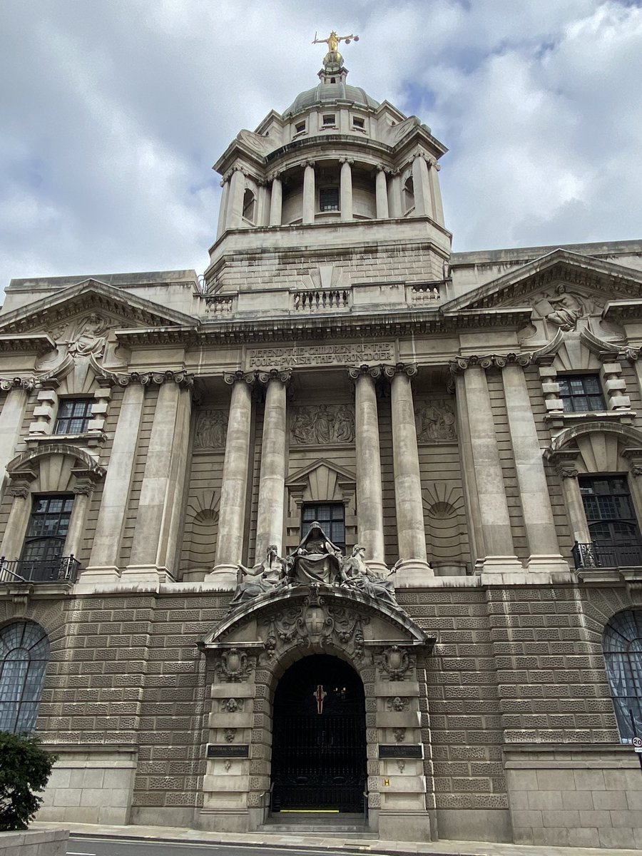 _taylorhudak's tweet photo. The extradition hearing of #JulianAssange resumes tomorrow at the Old Bailey in London
We, at @acTVismMunich, will be covering this case in English & German
Please come out to this location, the Old Bailey, tomorrow morning at 9am this show your support for freedom of the press https://t.co/JCAKQWKWbQ