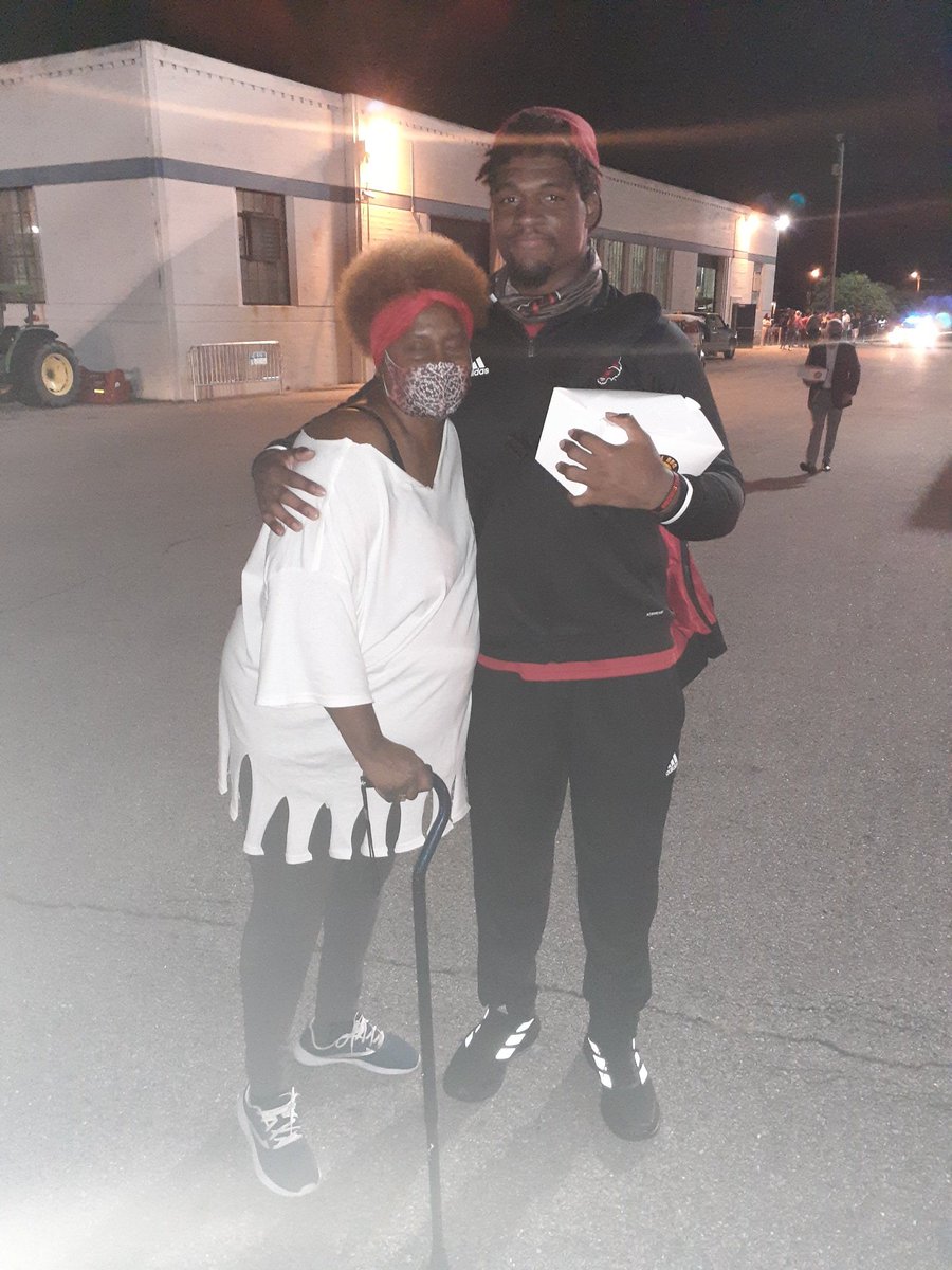 Starr_2970's tweet photo. Game 1 down 11 more to win! Always in support of that #52 #WolvesUp #AStateBound @MimsCorbet #My1stHeartbeat https://t.co/pzfxdFTrop