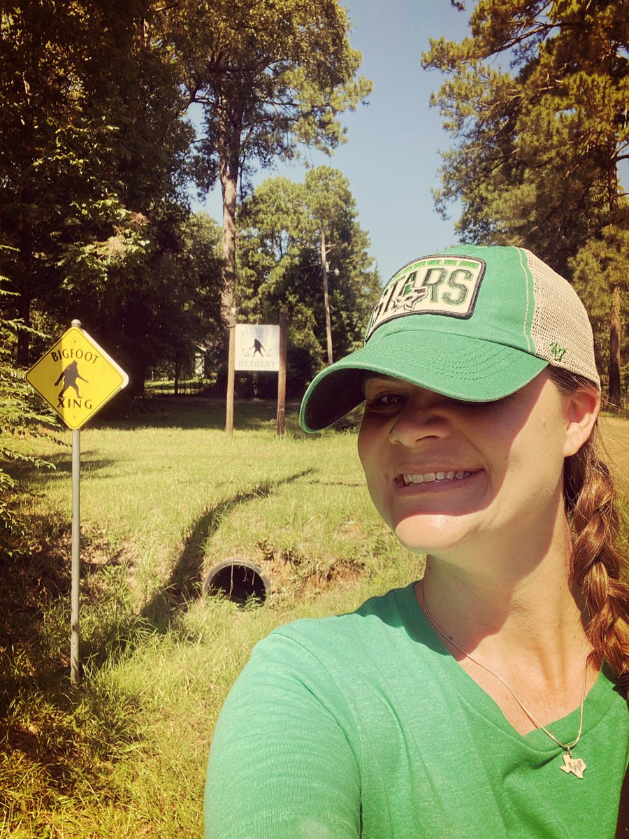 averyfan's tweet photo. Keeping an eye out. π§ #UncertainTX #Bigfoot #HisnameisDarrell https://t.co/RHhmhjCNgl