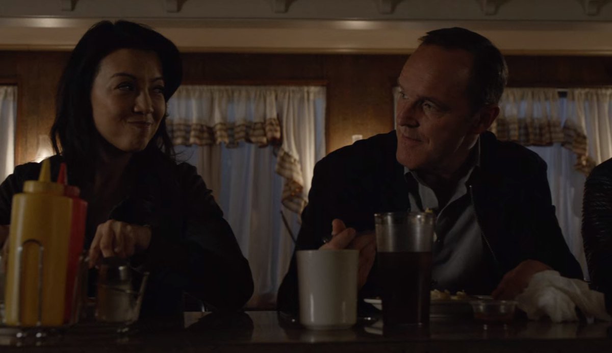  #Philinda in 4x22 - World's End