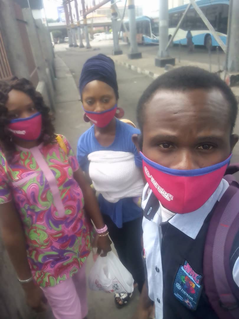 abduldipo1's tweet photo. #Rotaract_Club_of_Ikoyi
#D9110 #Rac_ikoyi_nosemask_challenge https://t.co/oIFKepJCDv