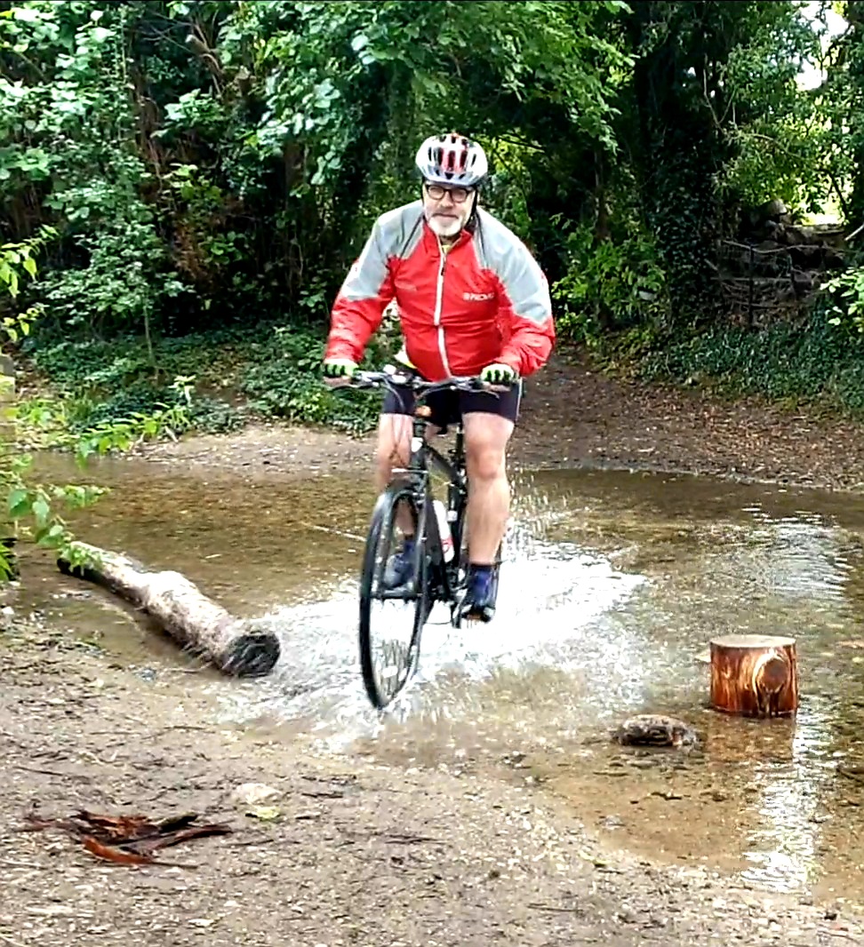 camping_fee's tweet photo. Best day cycling with @pabberlo https://t.co/WLxZHvU2CI