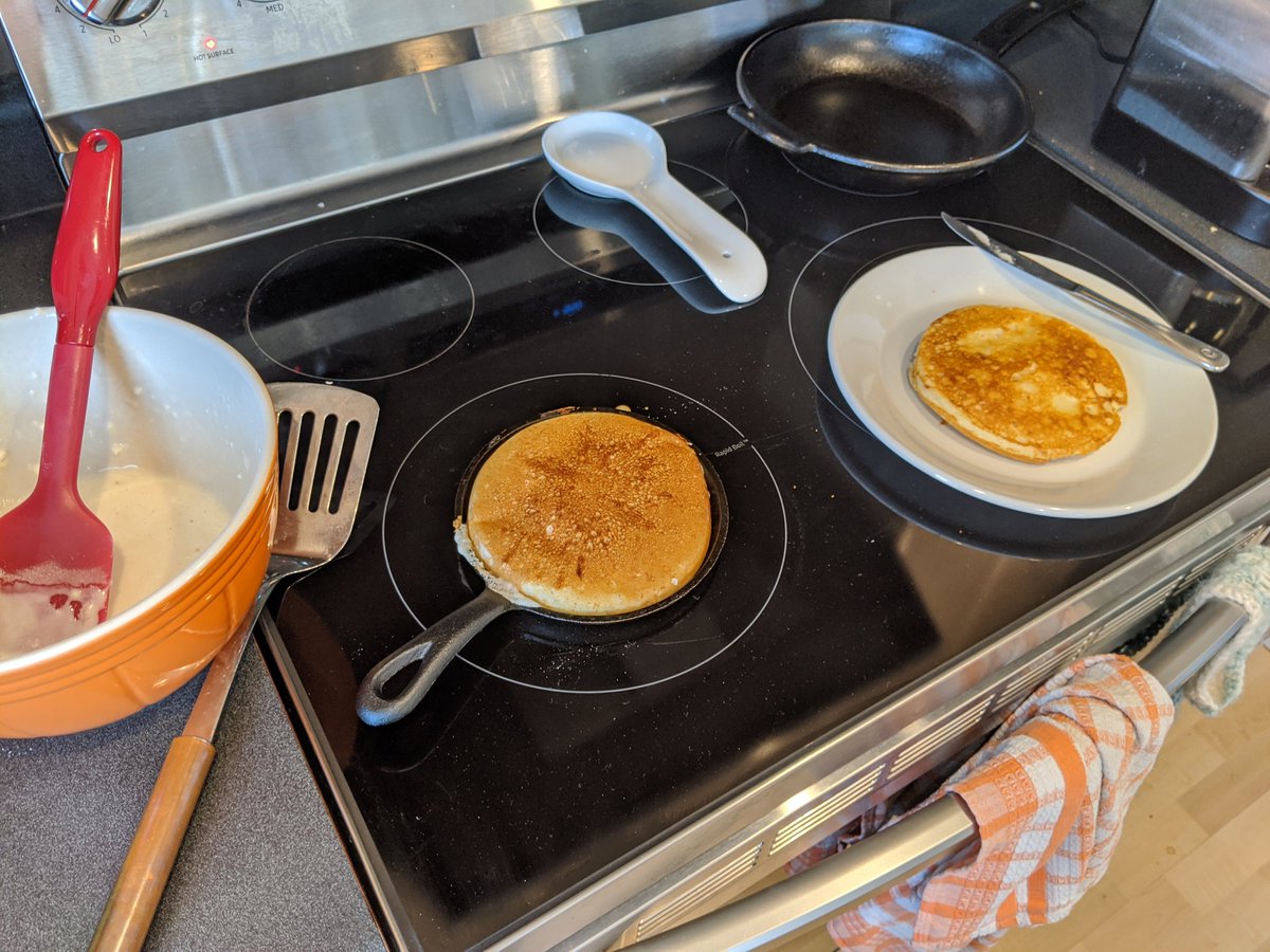 goldenmulletman's tweet photo. Pancakes! This recipe dirties two extra bowls but it's worth it. They are so fluffy and delicious. #breakfast #AllTheGluten #CarbsForDays https://t.co/lxldFBujNM