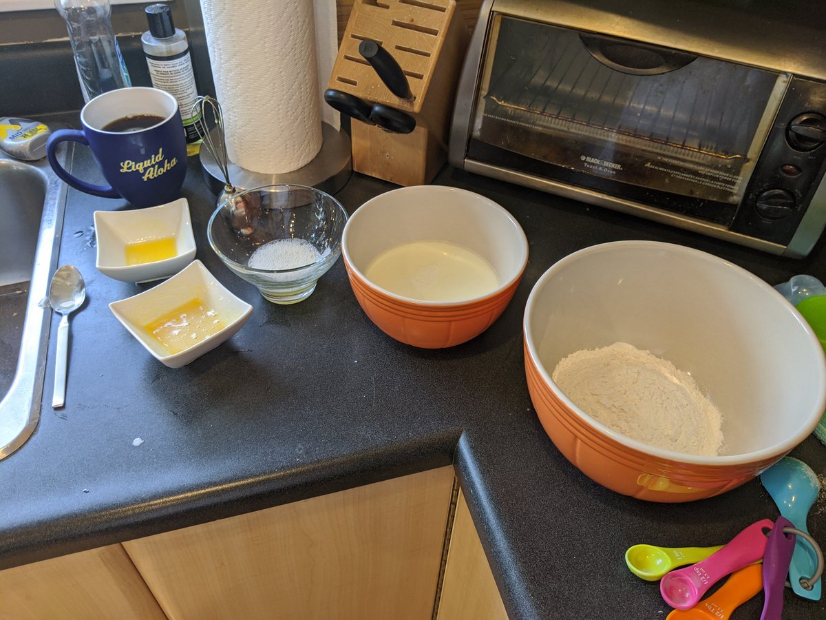 goldenmulletman's tweet photo. Pancakes! This recipe dirties two extra bowls but it's worth it. They are so fluffy and delicious. #breakfast #AllTheGluten #CarbsForDays https://t.co/lxldFBujNM