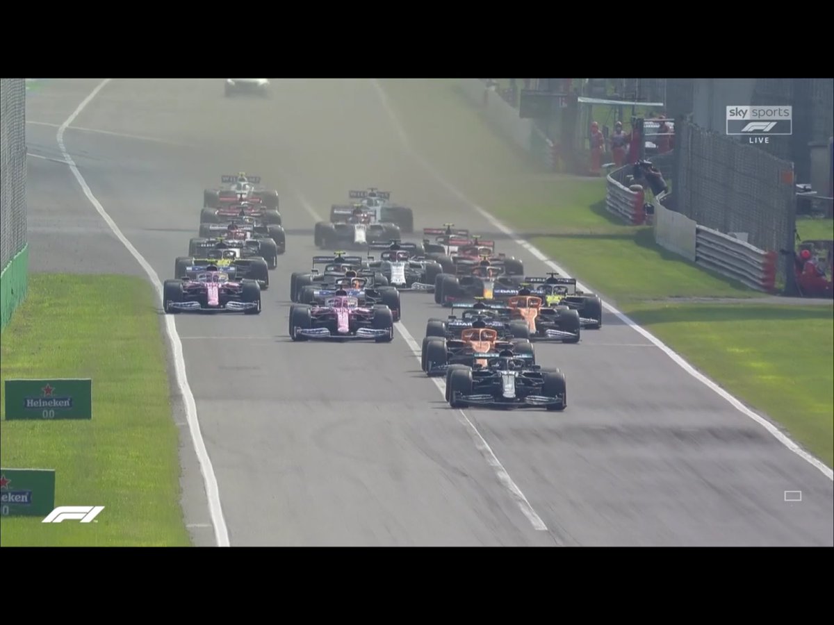 andersonlaura12's tweet photo. Lights out #ItalianGP https://t.co/WUE9VT6wyc