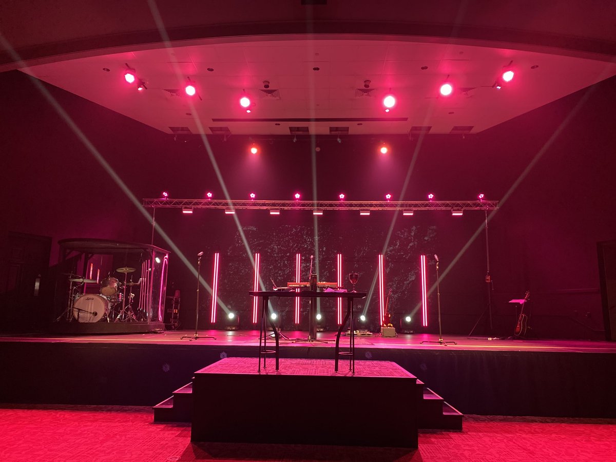 ShawnCoMusic's tweet photo. Stoked about worship this morning!! #teamiskillingit https://t.co/3ae75JjXLL