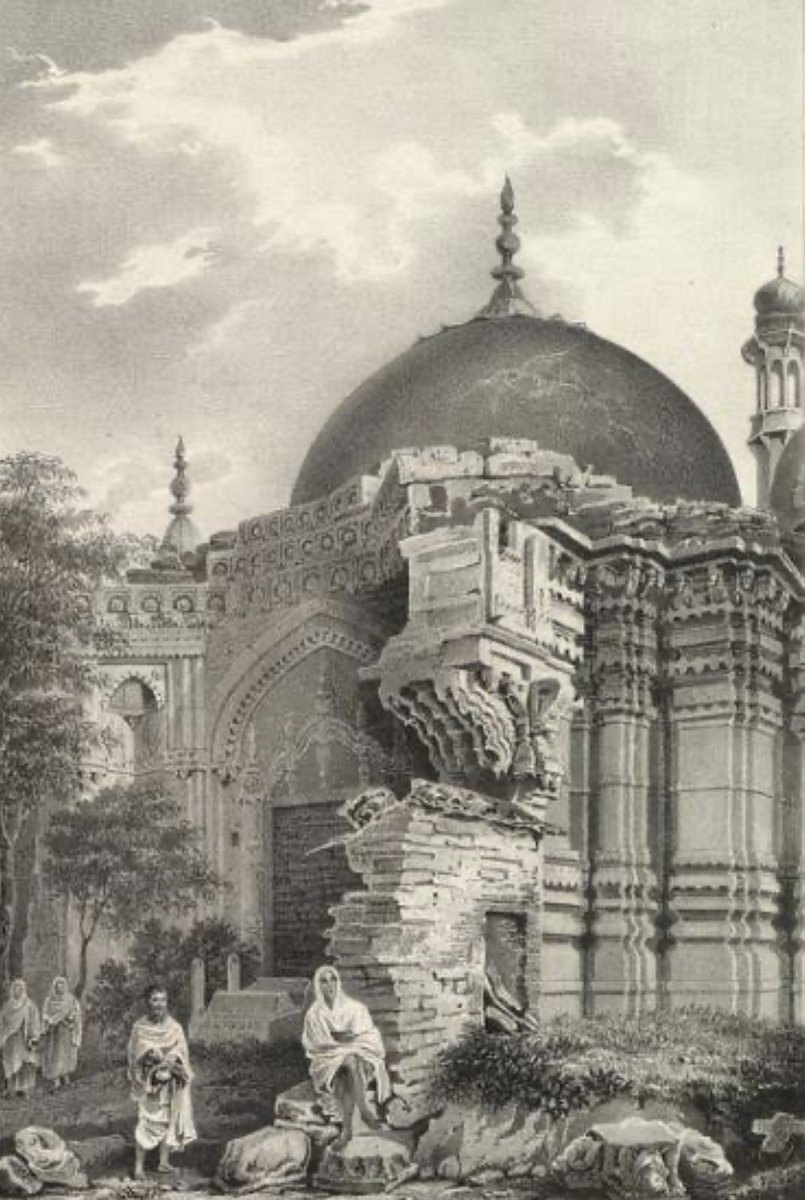 ratnakar273's tweet photo. काशी के बाबा विश्वनाथ जी के मंदिर के आसपास का वातावरण और
काल के कपाल पर अंकित प्रश्नो के भविष्य में उत्तर की प्रतीक्षा में के साथ स्थापित और कथित भग्नावशेष ...
बस एक दृश्य ...!!! https://t.co/nLEJyVo8BS