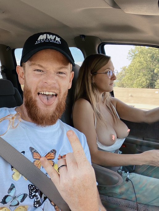 Good morning beautiful people. We are on a little road trip for the holiday.   Let&rsquo;s see what kind of